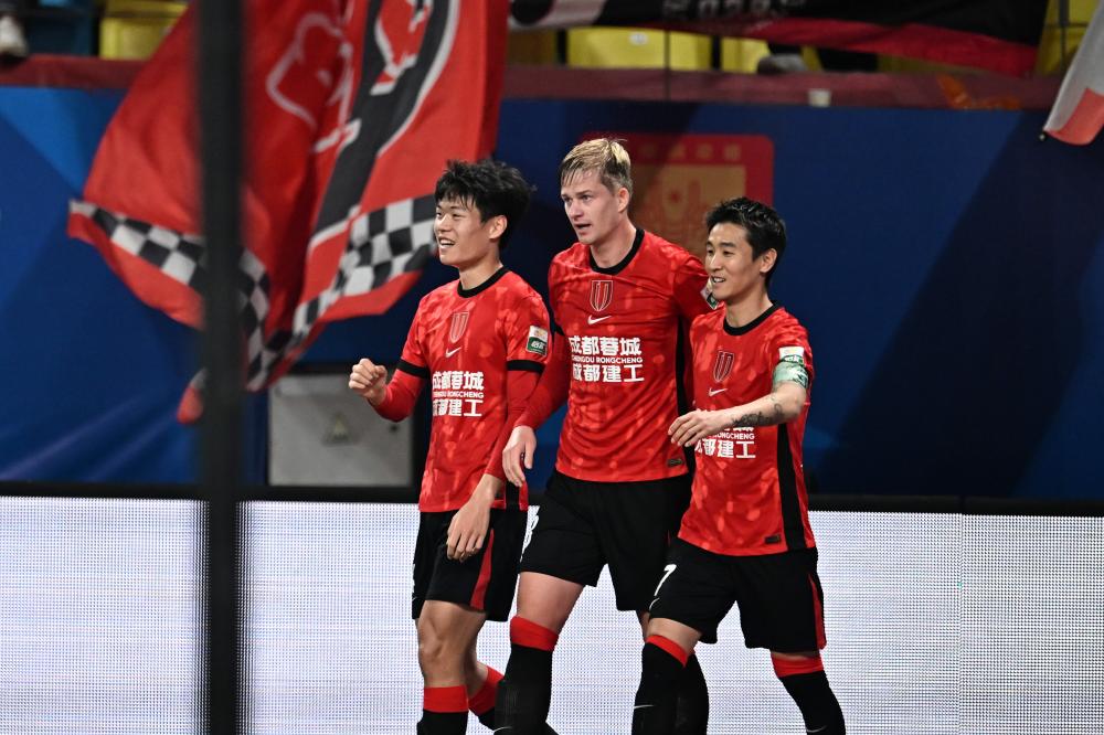 泰勒希罗篮球进化之路 从神射新星到热火关键得分手的成长与蜕变